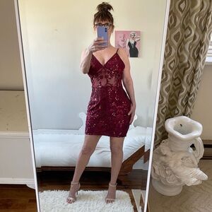 NWT PRETTY LITTLE THING BURGUNDY SLEEVELESS SEQUIN DRESS SHEER ILLUSION STRAPS